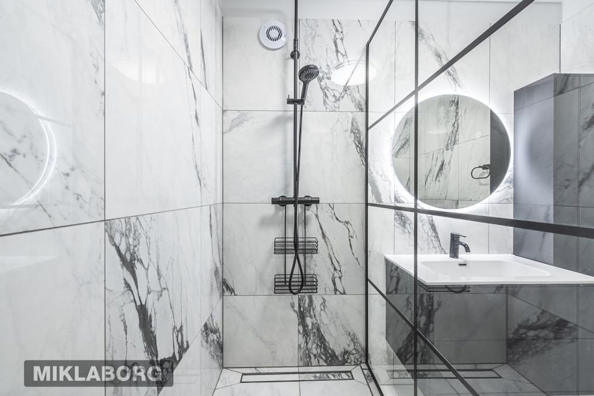 Hvassaleiti 28, 103 Reykjavík