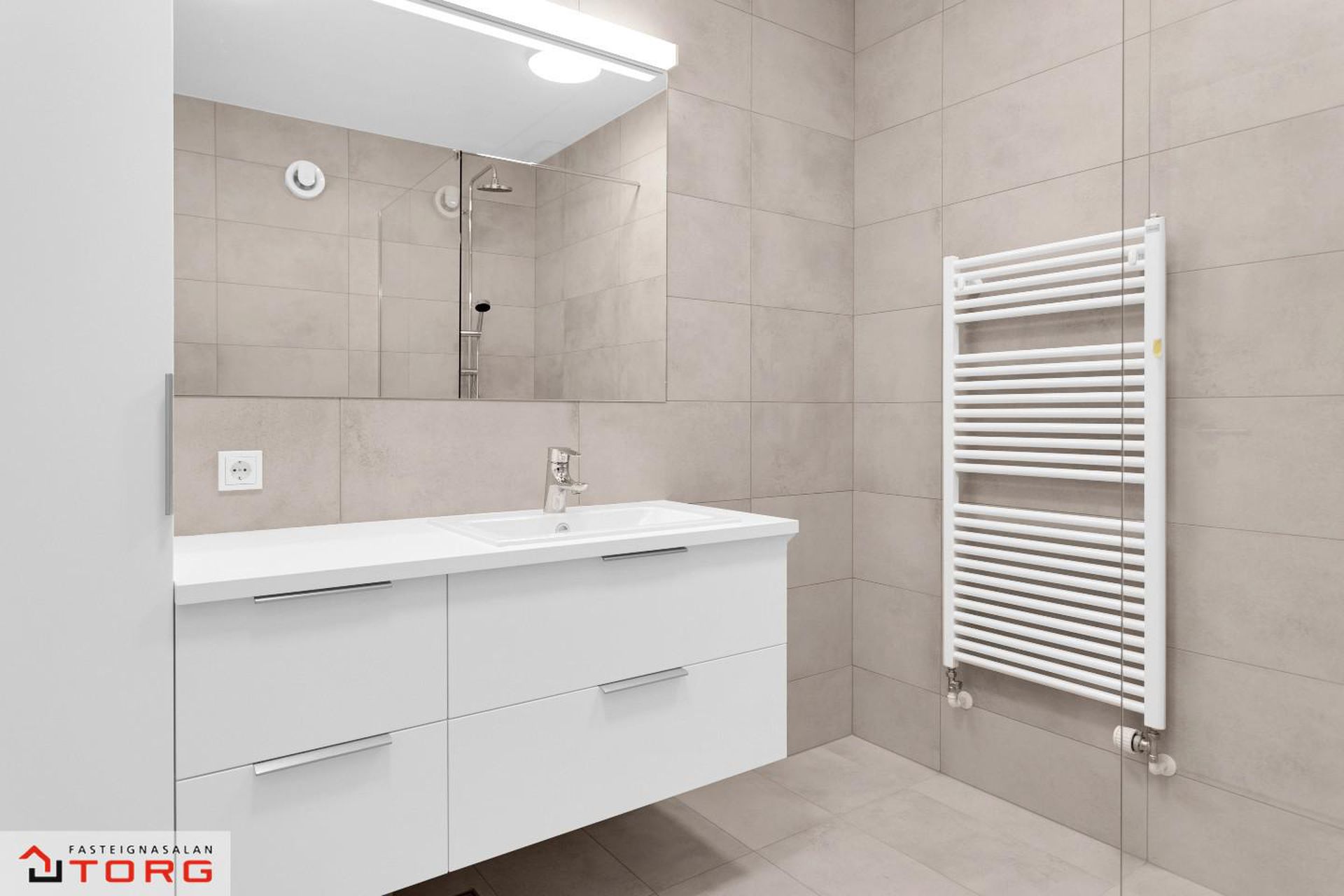 Stuðlaskarð 1, 221 Hafnarfjörður