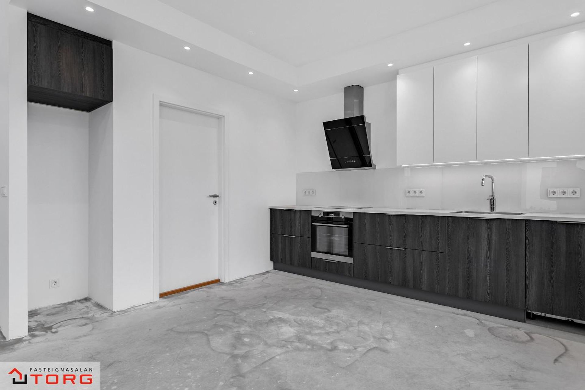 Stuðlaskarð 1, 221 Hafnarfjörður