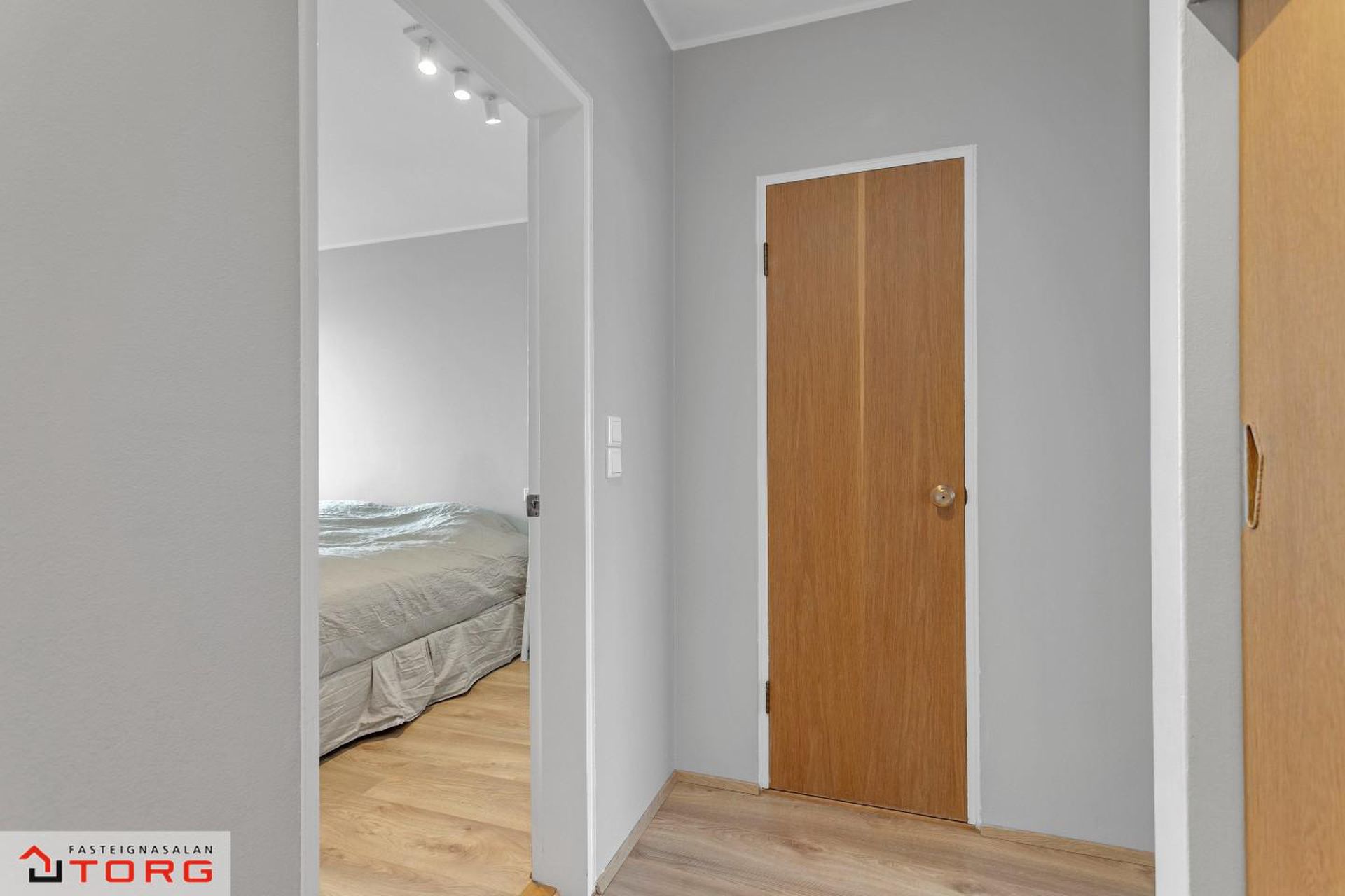 Safamýri 54, 108 Reykjavík