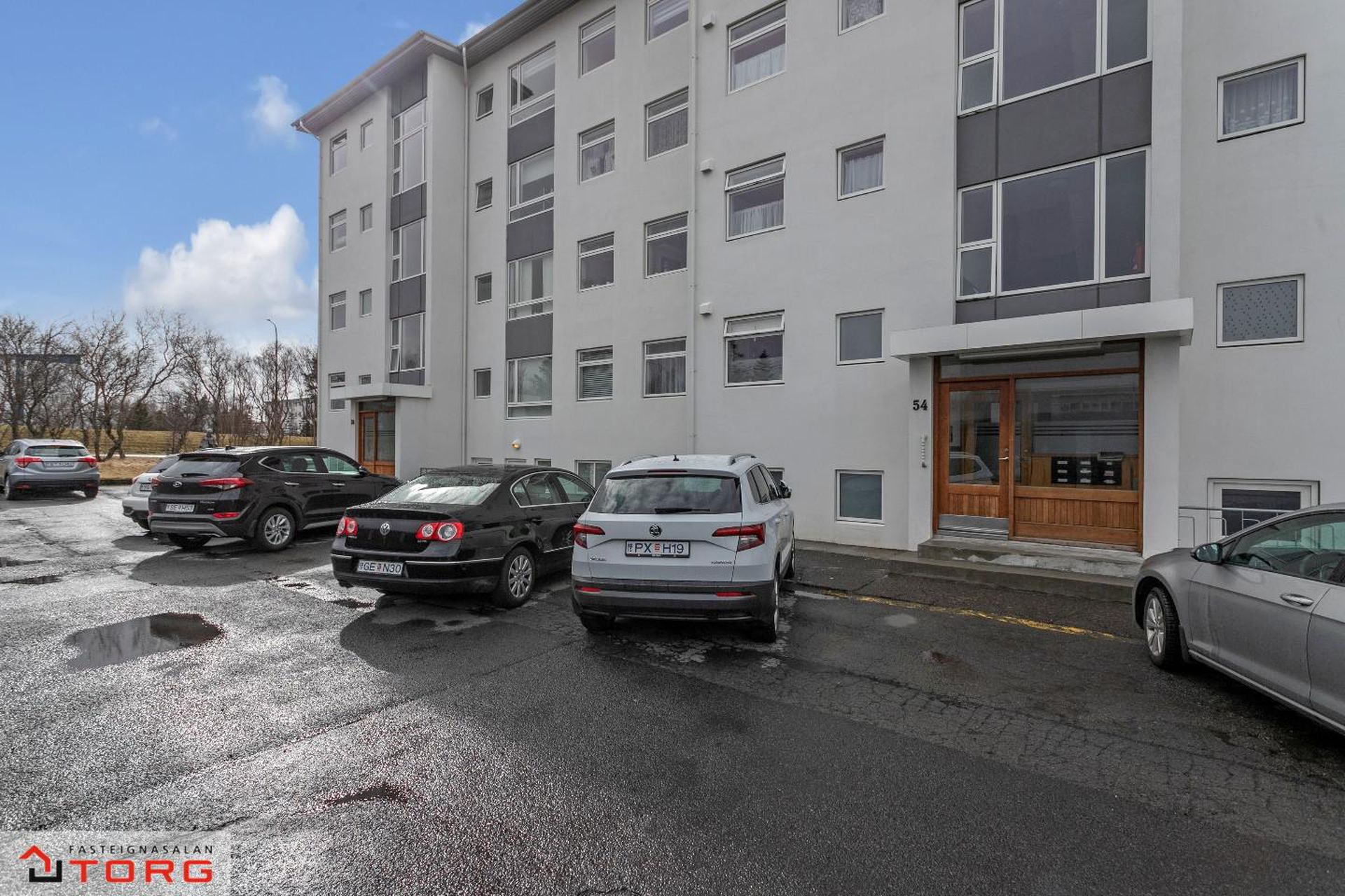 Safamýri 54, 108 Reykjavík