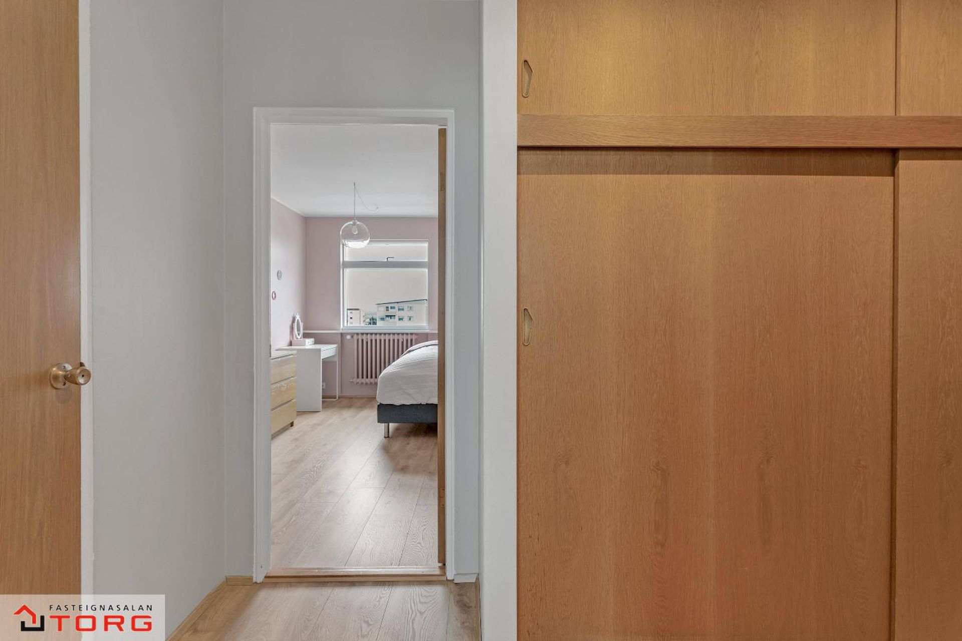 Safamýri 54, 108 Reykjavík