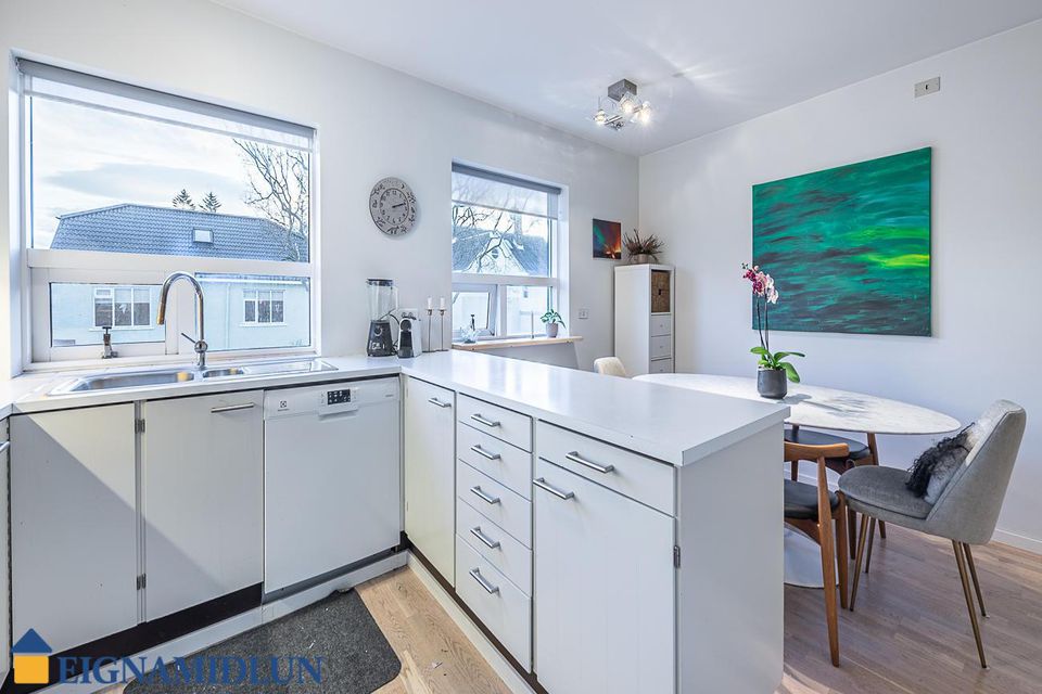 Laugarnesvegur 62, 105 Reykjavík