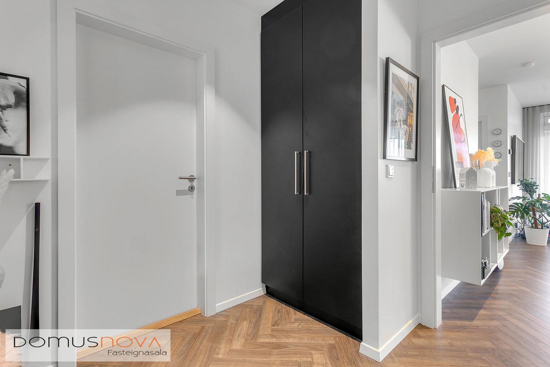 Naustavör 9, 200 Kópavogur