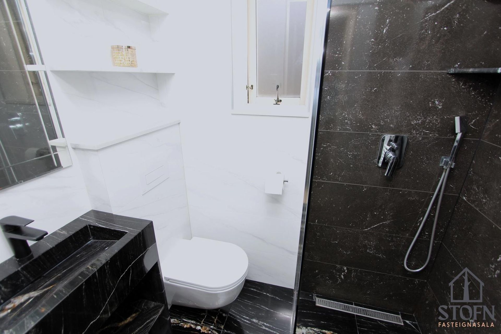 Suðurgata 75, 220 Hafnarfjörður