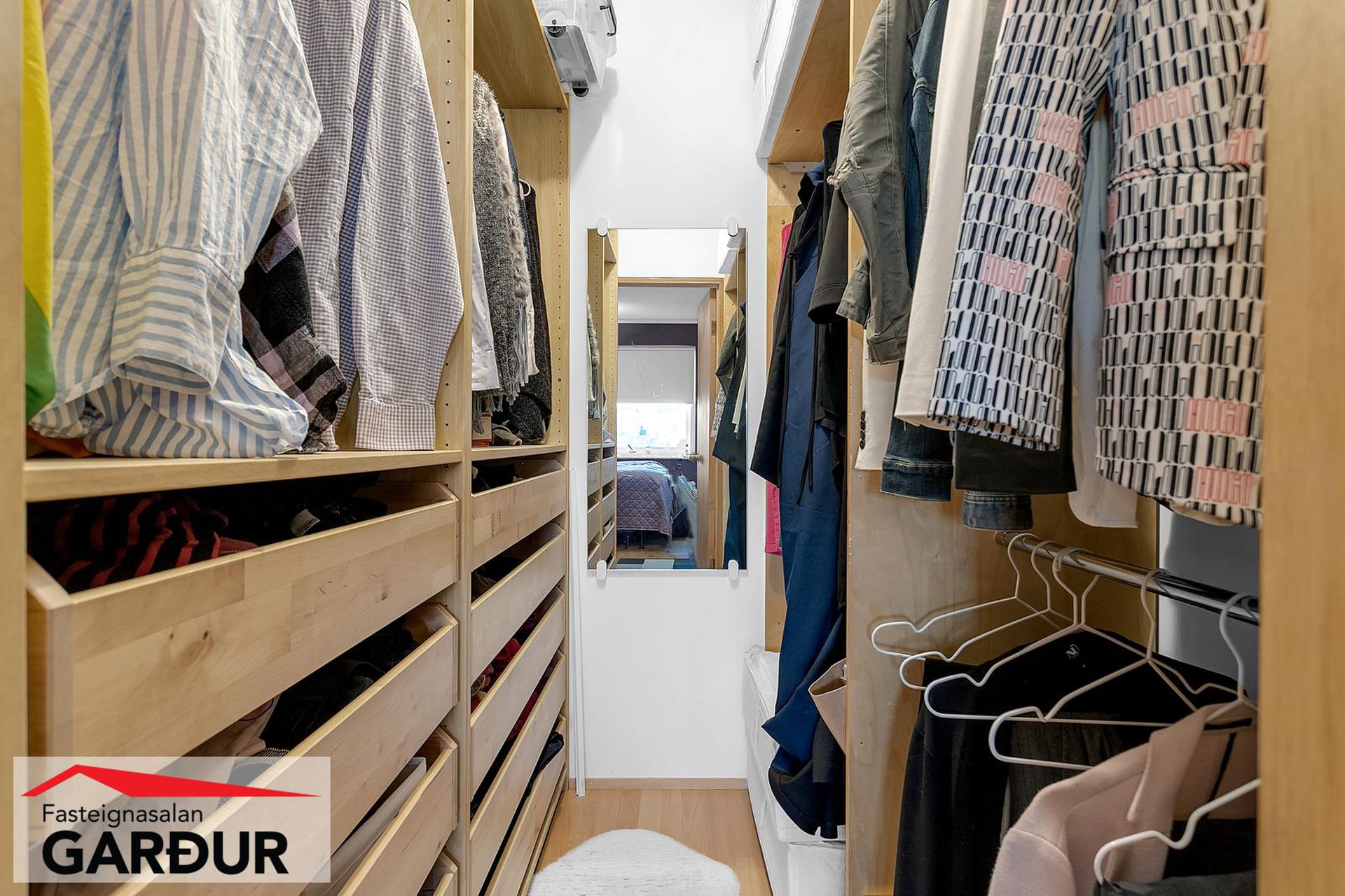 Háaleitisbraut 28, 108 Reykjavík