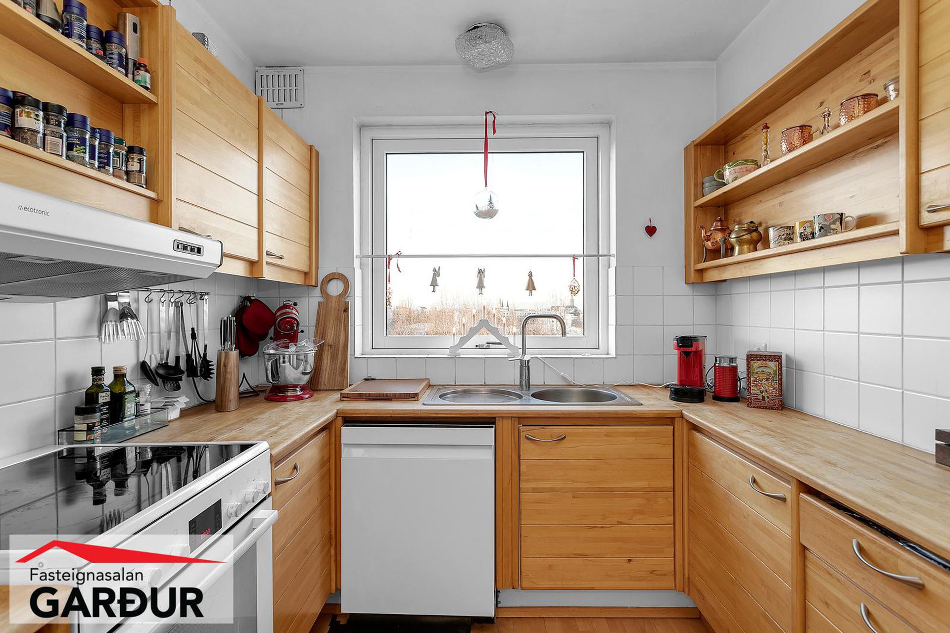 Háaleitisbraut 28, 108 Reykjavík