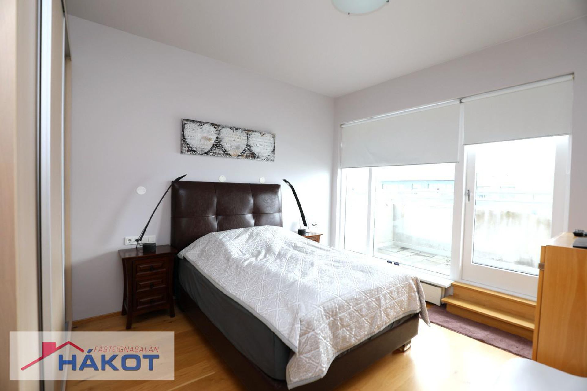 Stillholt 19 - 1001, 300 Akranes