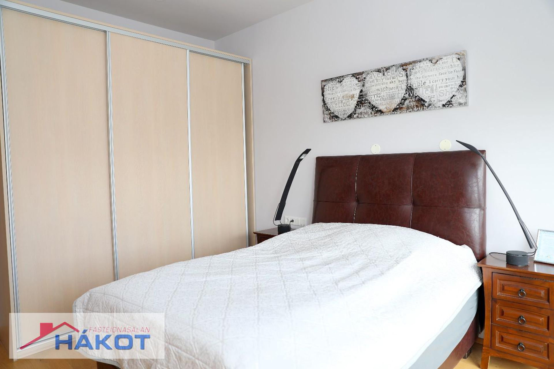 Stillholt 19 - 1001, 300 Akranes