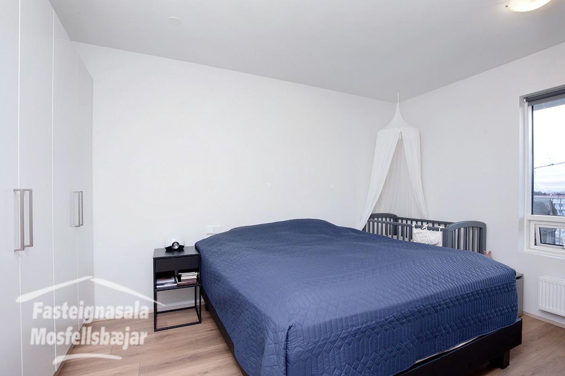 Vefarastræti 19, 270 Mosfellsbær