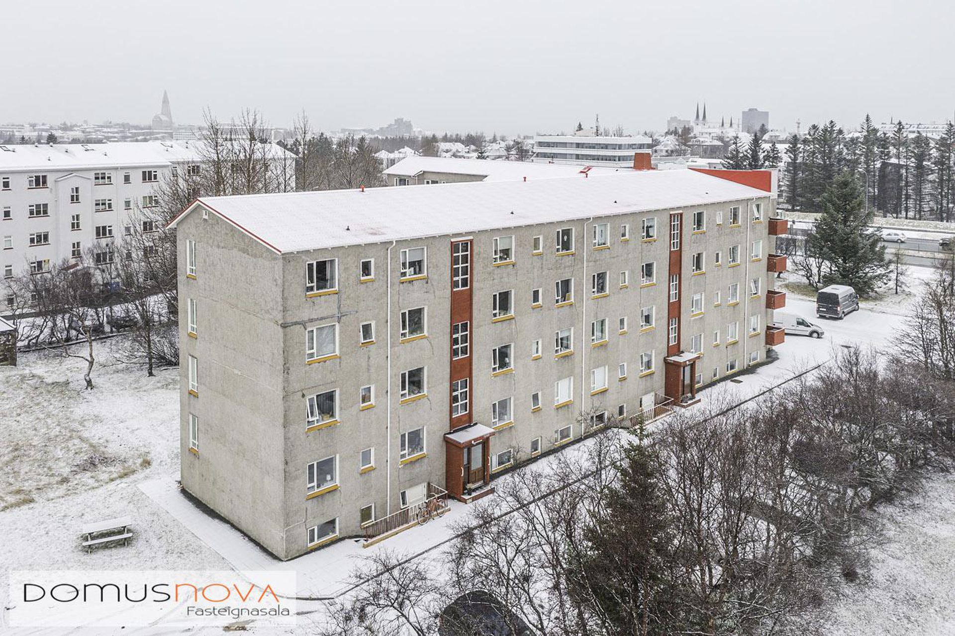 Stigahlíð 10, 105 Reykjavík