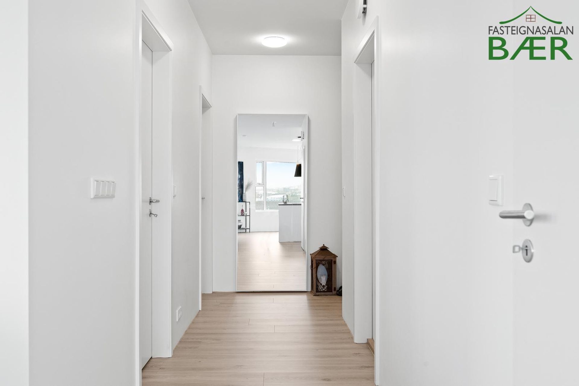 Arkarvogur 8, 104 Reykjavík
