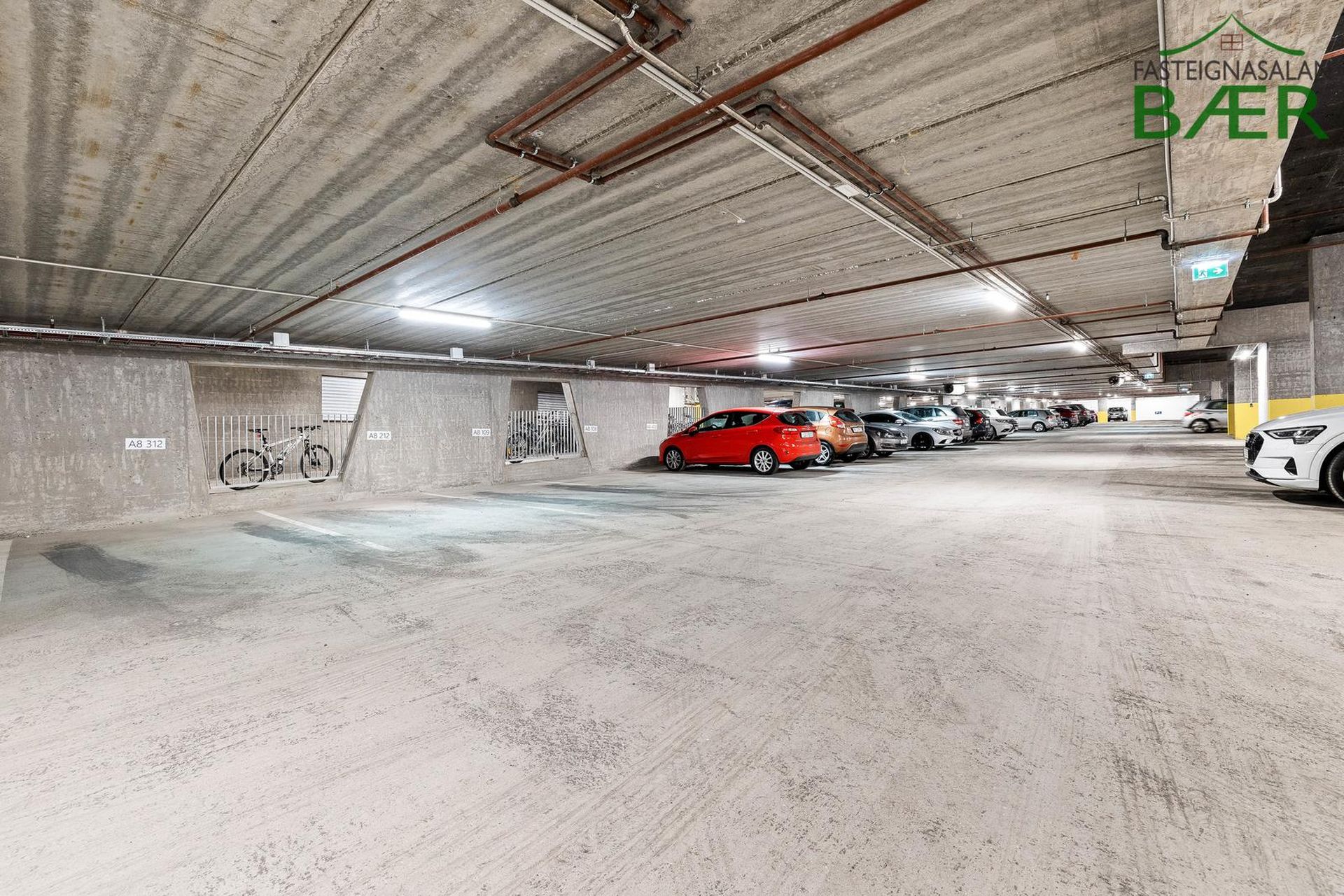 Arkarvogur 8, 104 Reykjavík