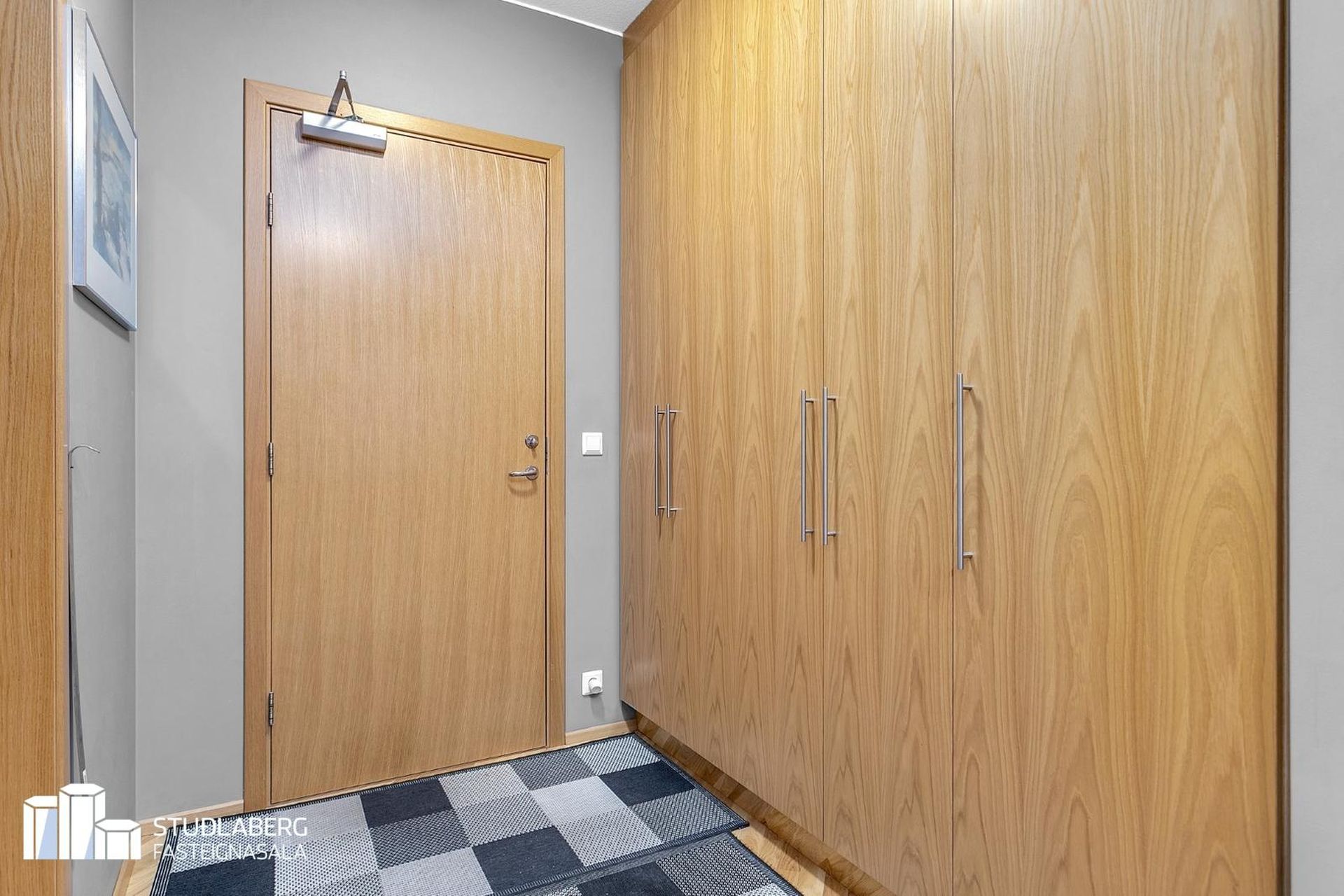 Pósthússtræti 1, 230 Reykjanesbær