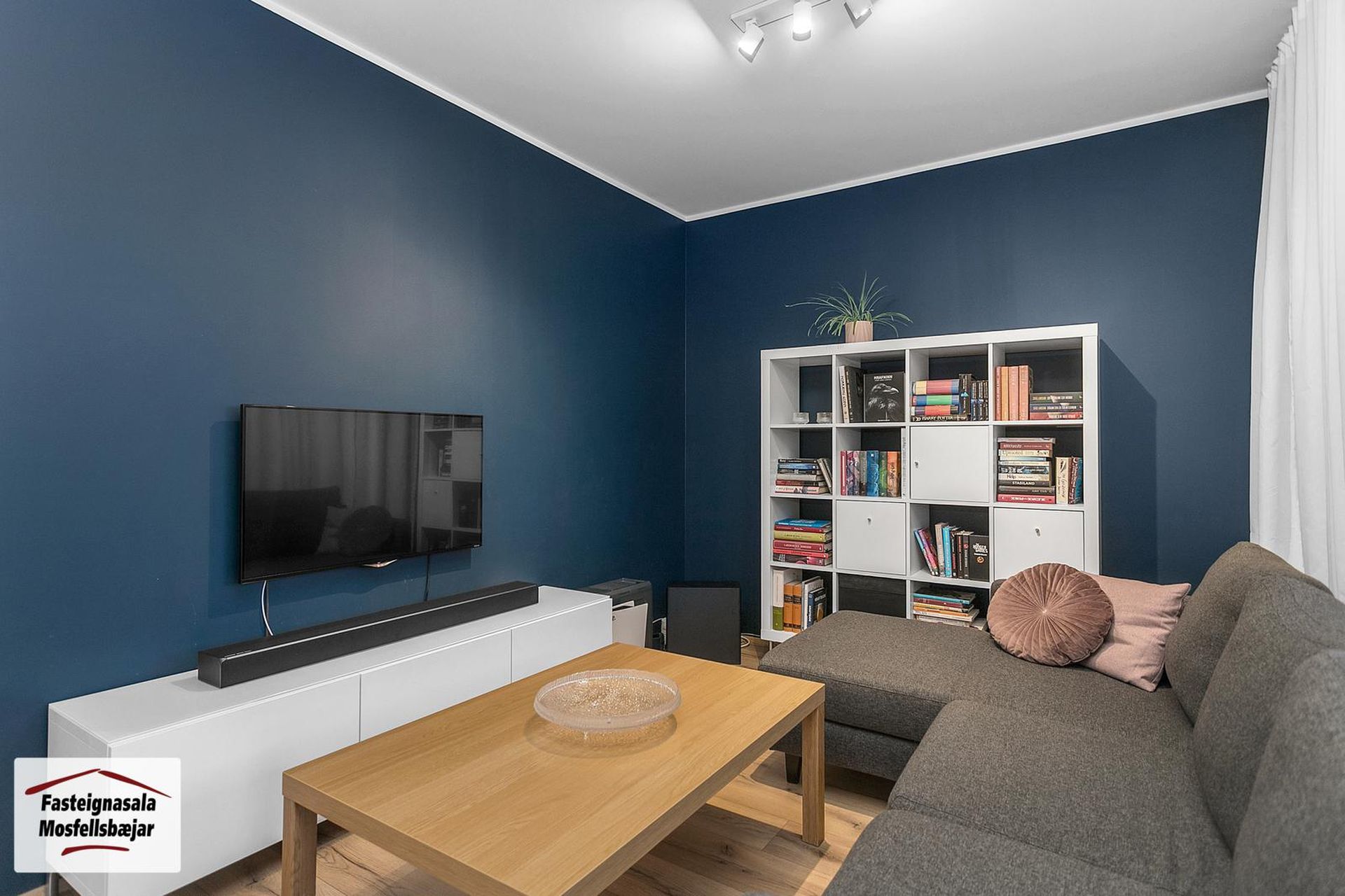 Gerplustræti 16, 270 Mosfellsbær