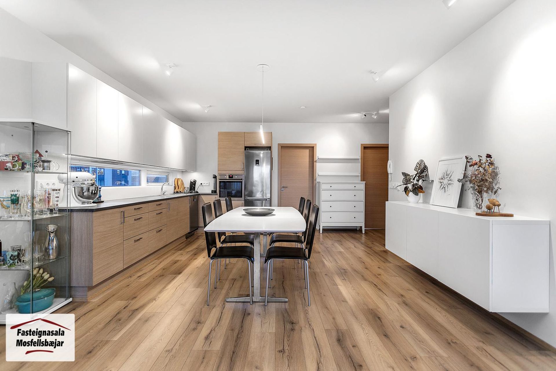 Gerplustræti 16, 270 Mosfellsbær