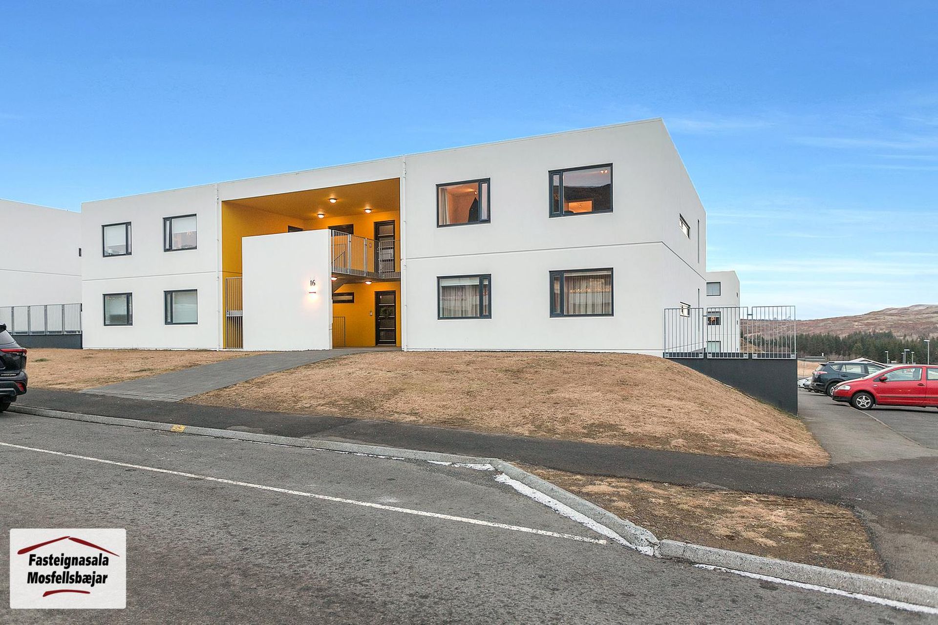 Gerplustræti 16, 270 Mosfellsbær