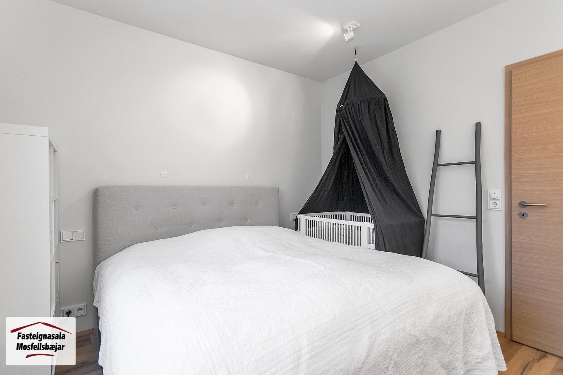 Gerplustræti 16, 270 Mosfellsbær