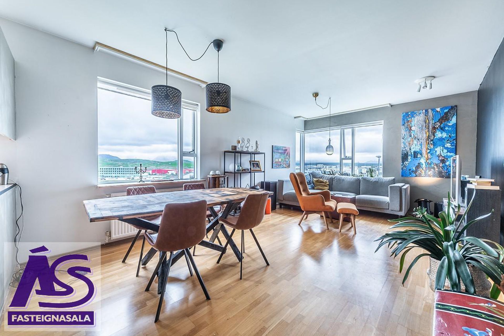 Móabarð 36, 220 Hafnarfjörður