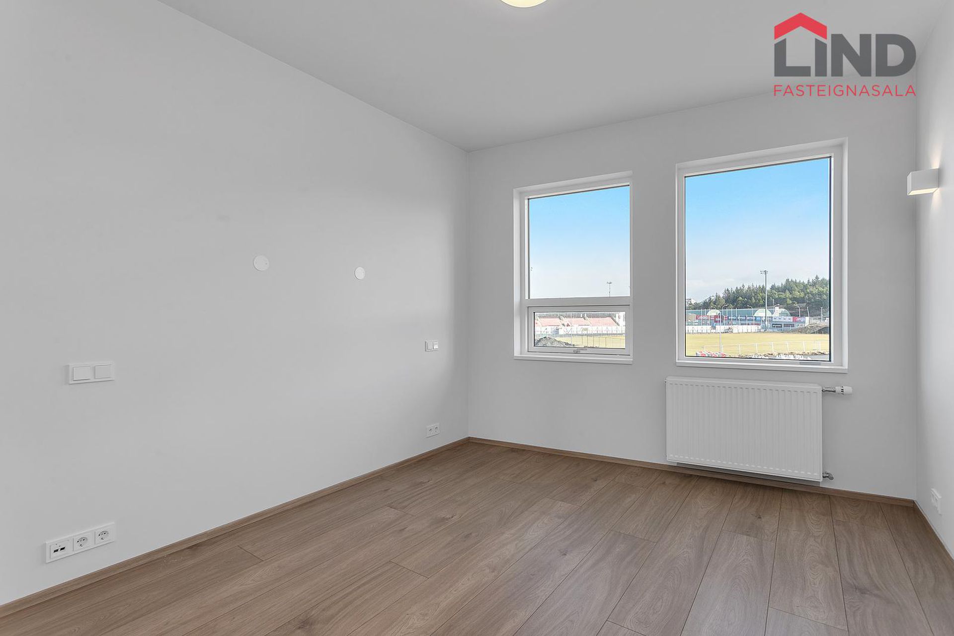 Smyrilshlíð 18, 102 Reykjavík