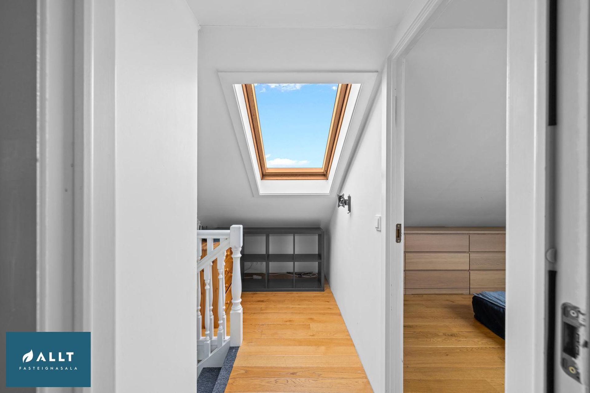 Hellisgata 18, 220 Hafnarfjörður