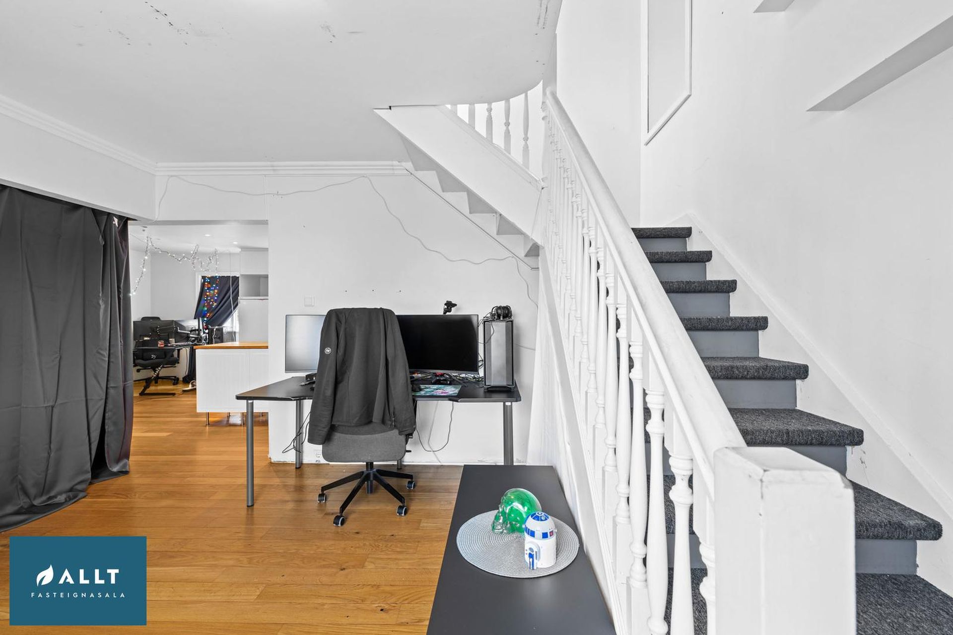 Hellisgata 18, 220 Hafnarfjörður