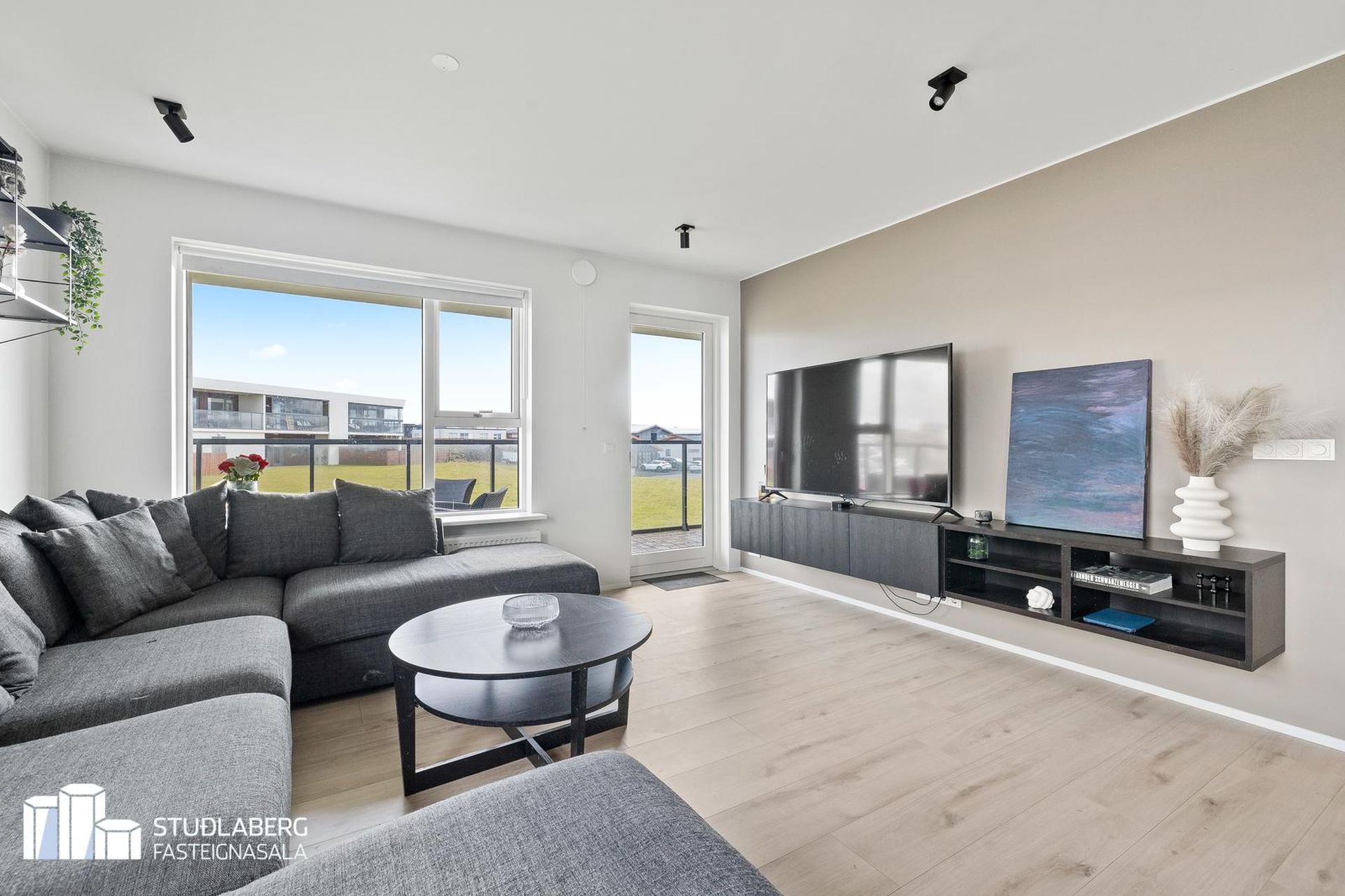 Aspardalur 1, 260 Reykjanesbær