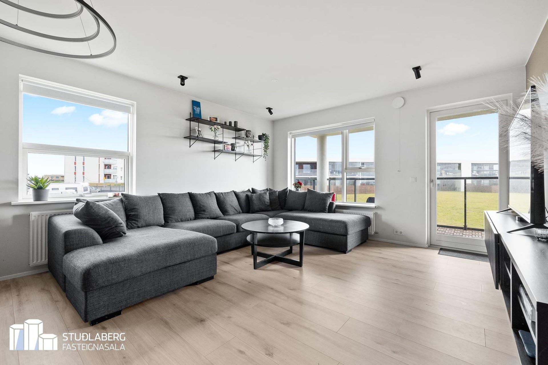 Aspardalur 1, 260 Reykjanesbær