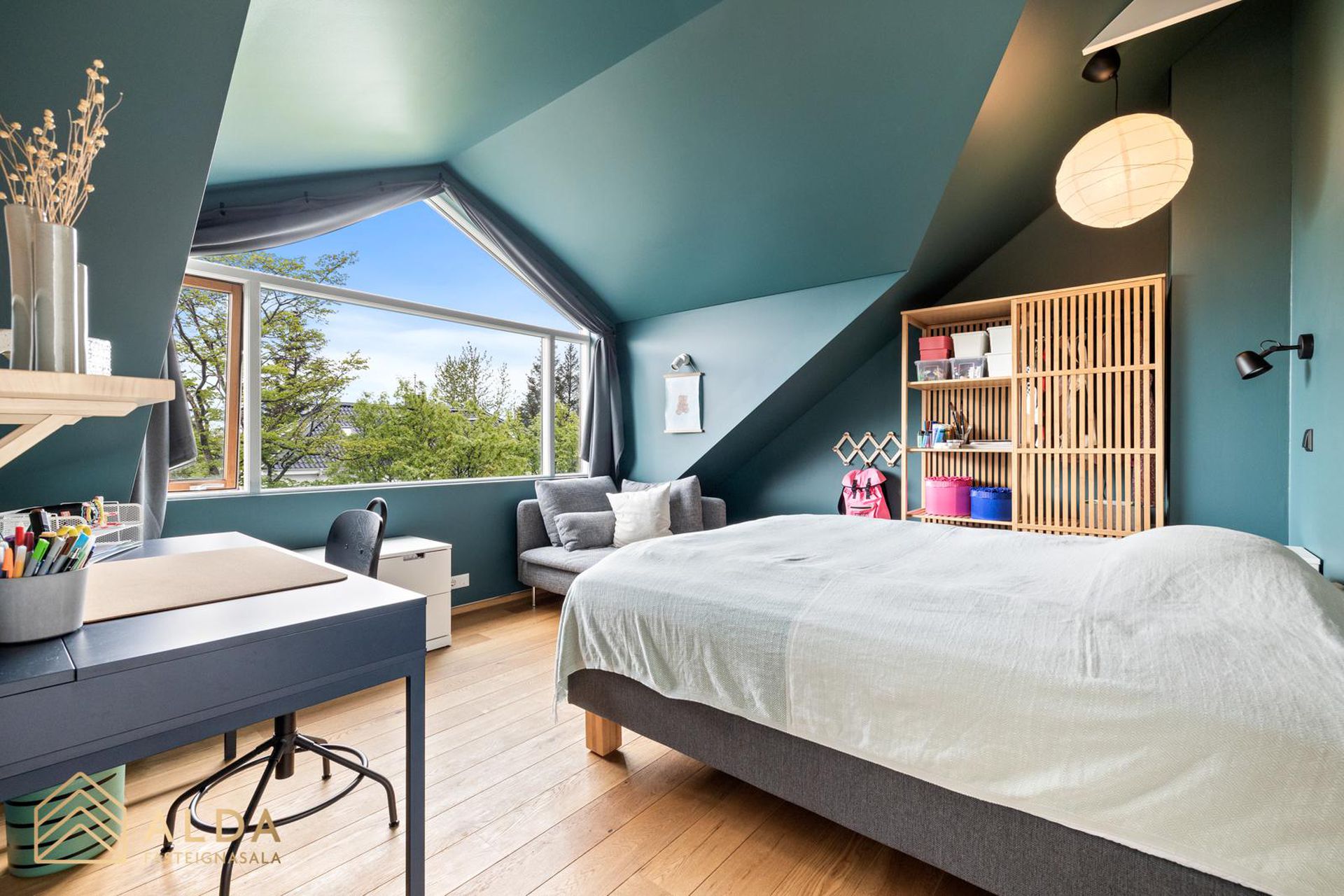 Hólmgarður 51, 108 Reykjavík