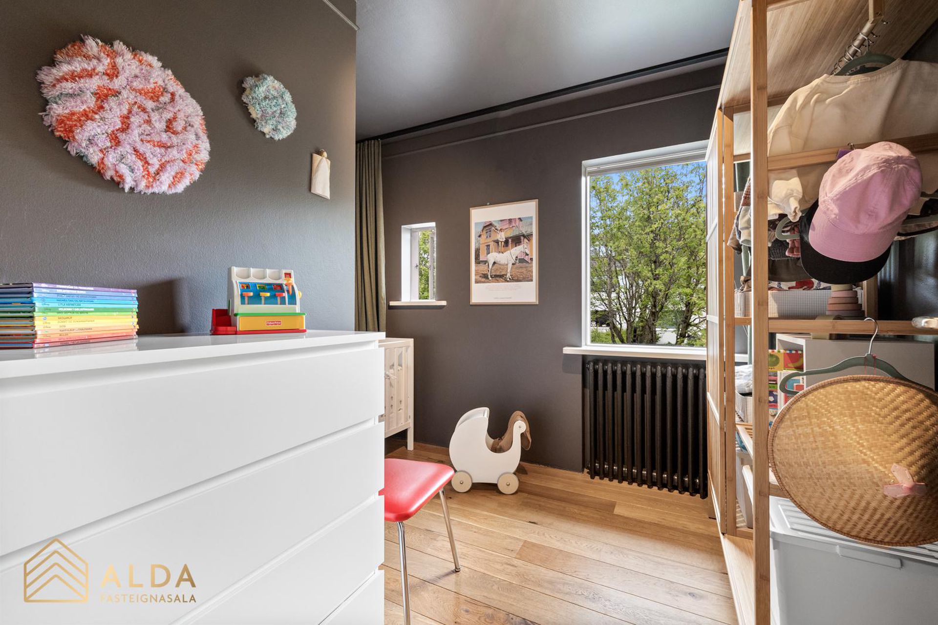 Hólmgarður 51, 108 Reykjavík
