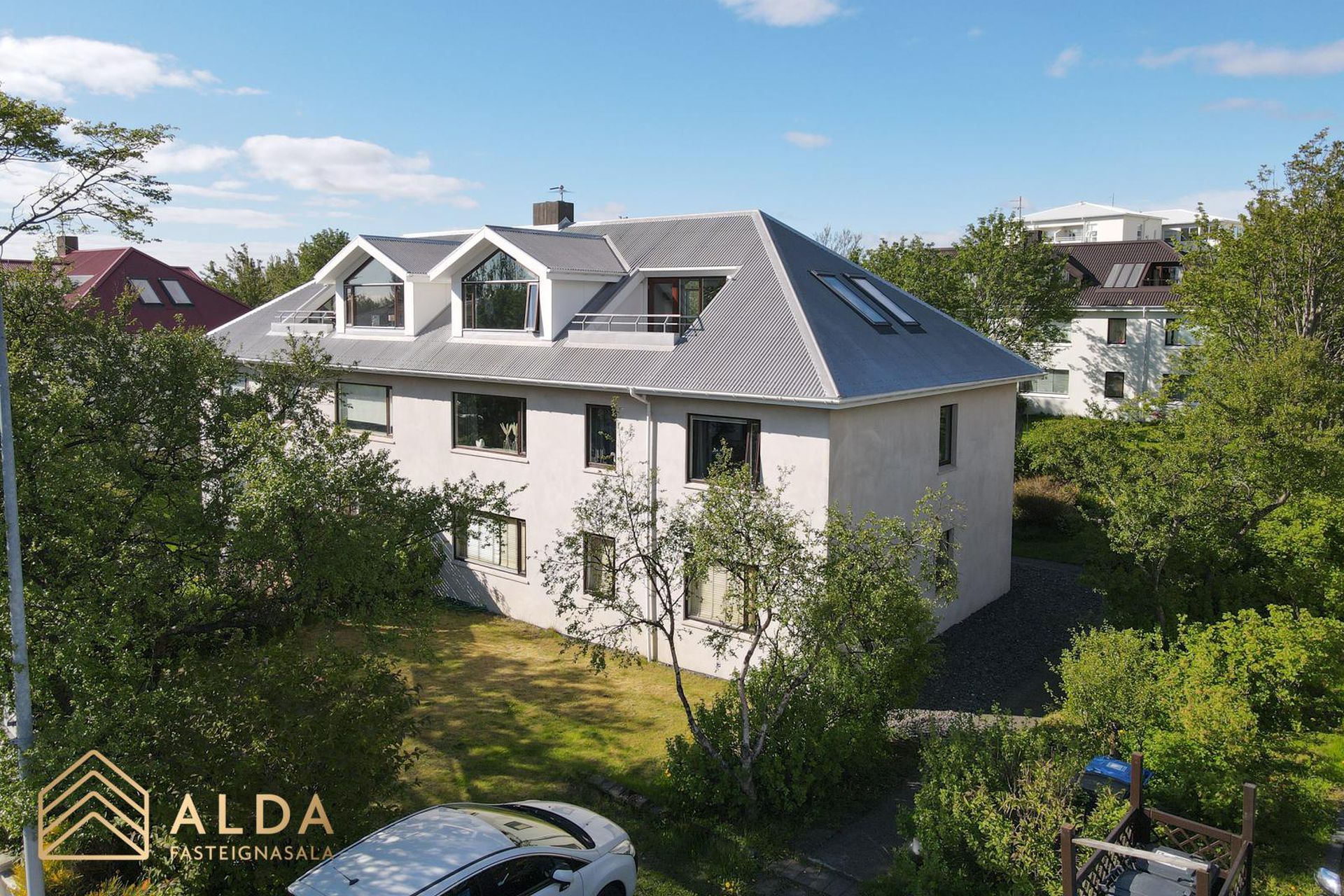 Hólmgarður 51, 108 Reykjavík