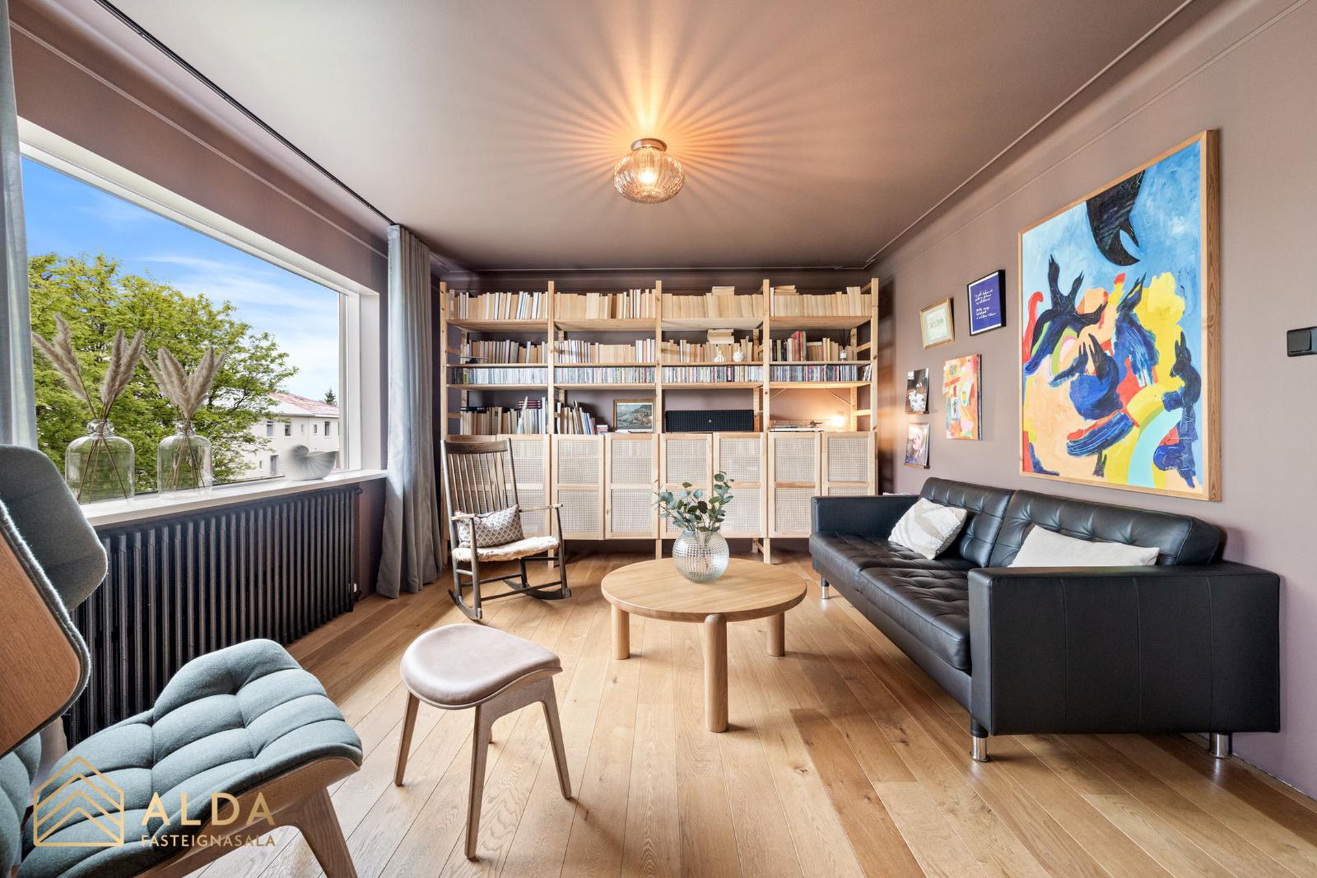 Hólmgarður 51, 108 Reykjavík