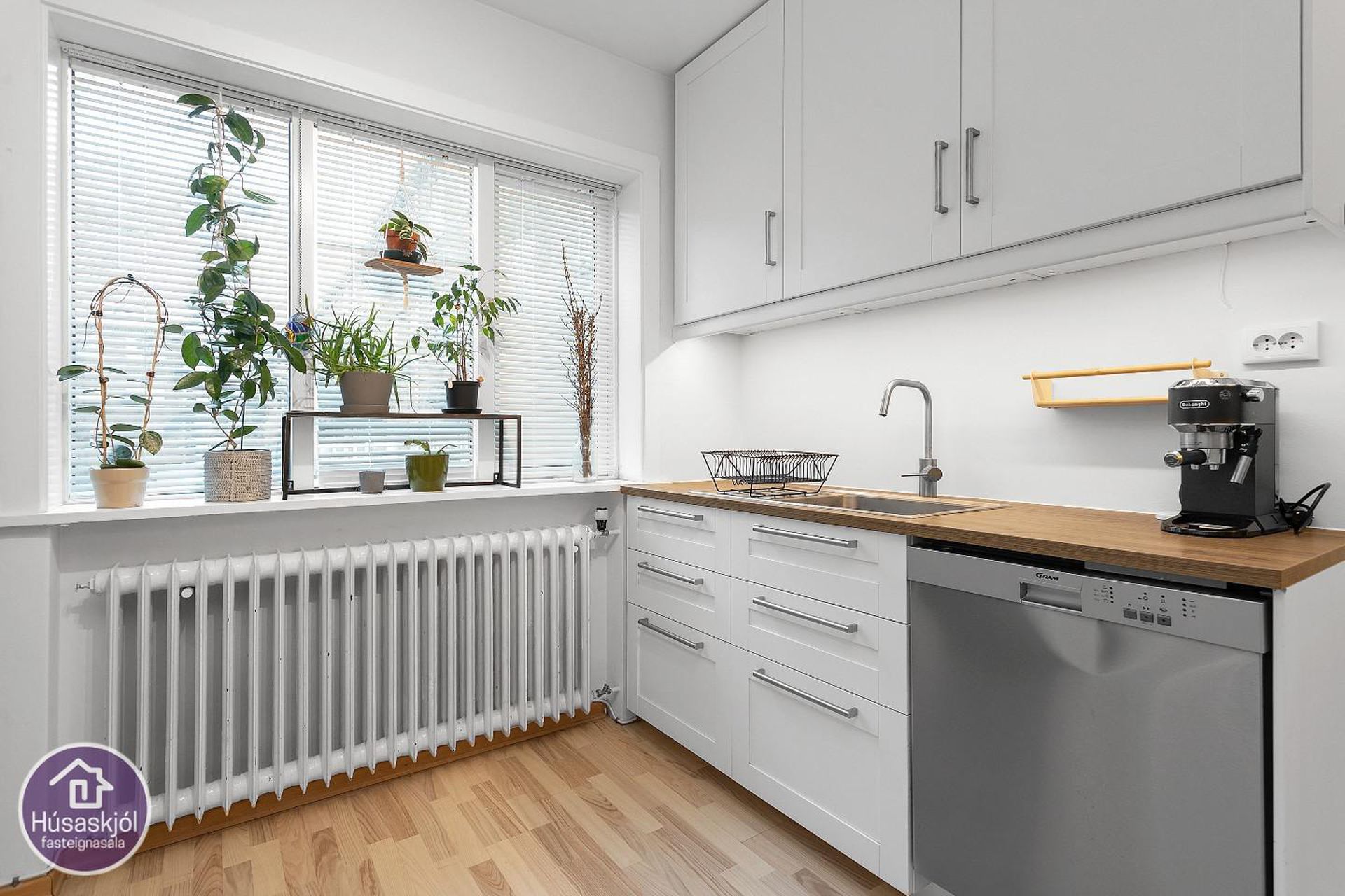 Snorrabraut 36, 105 Reykjavík