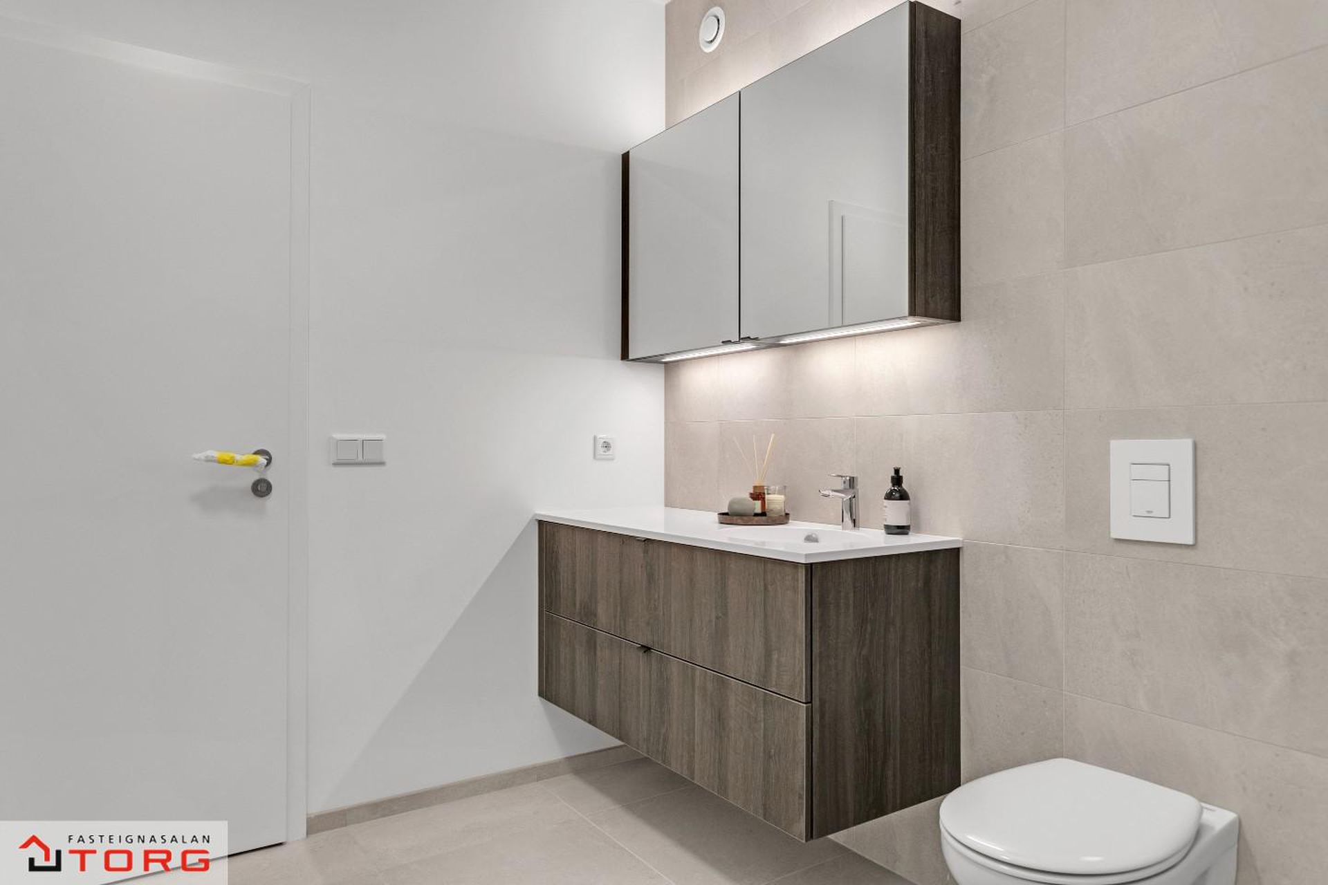 Álalind 18, 201 Kópavogur