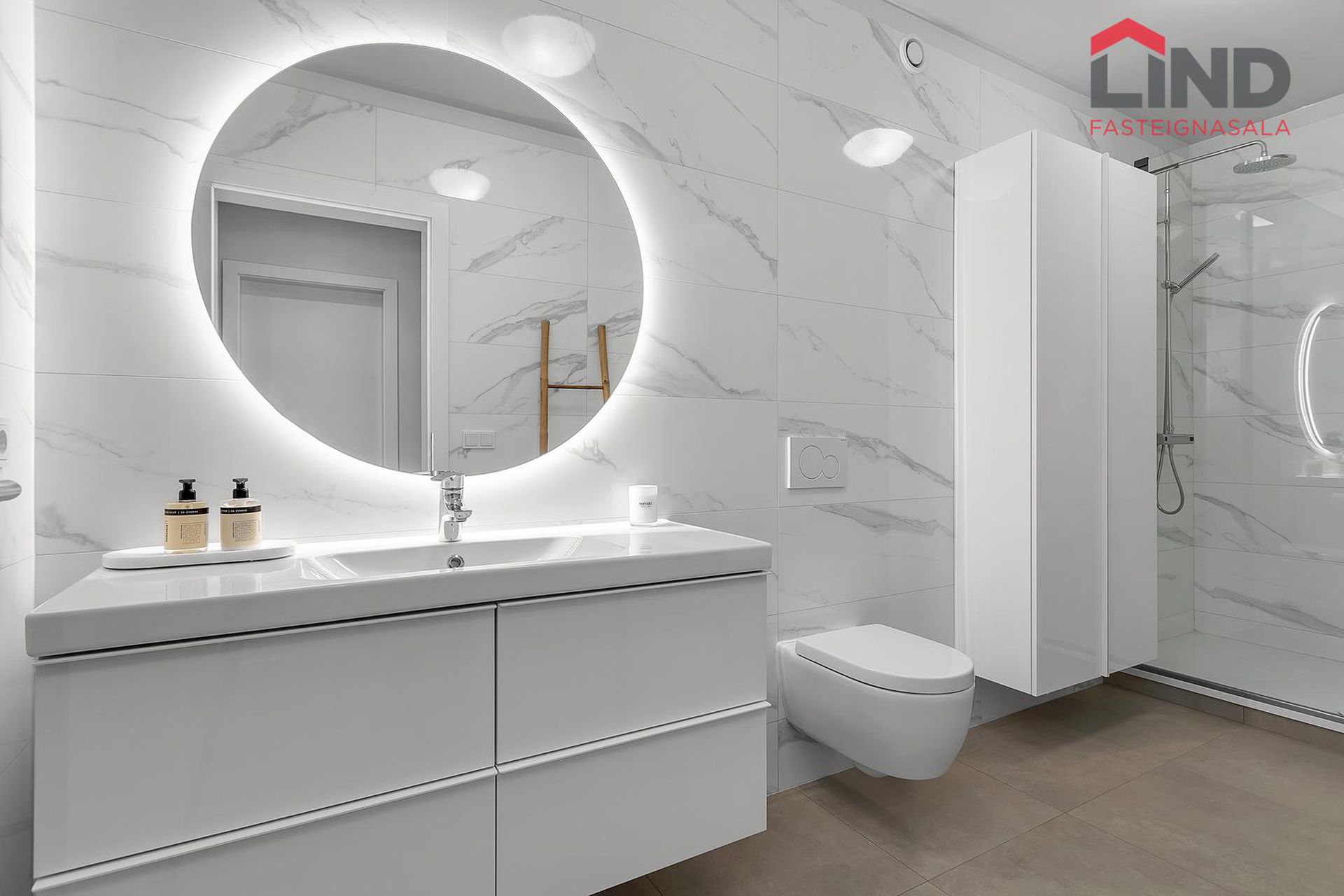 Smyrilshlíð 14, 102 Reykjavík