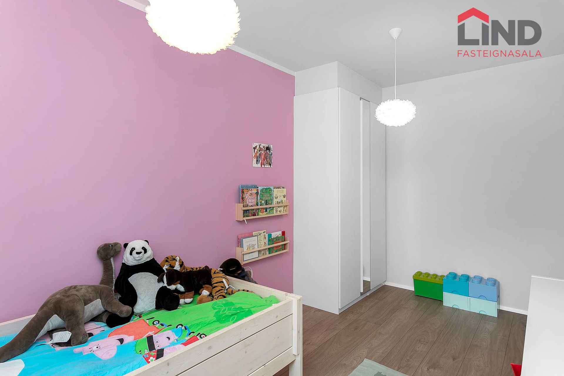 Smyrilshlíð 14, 102 Reykjavík