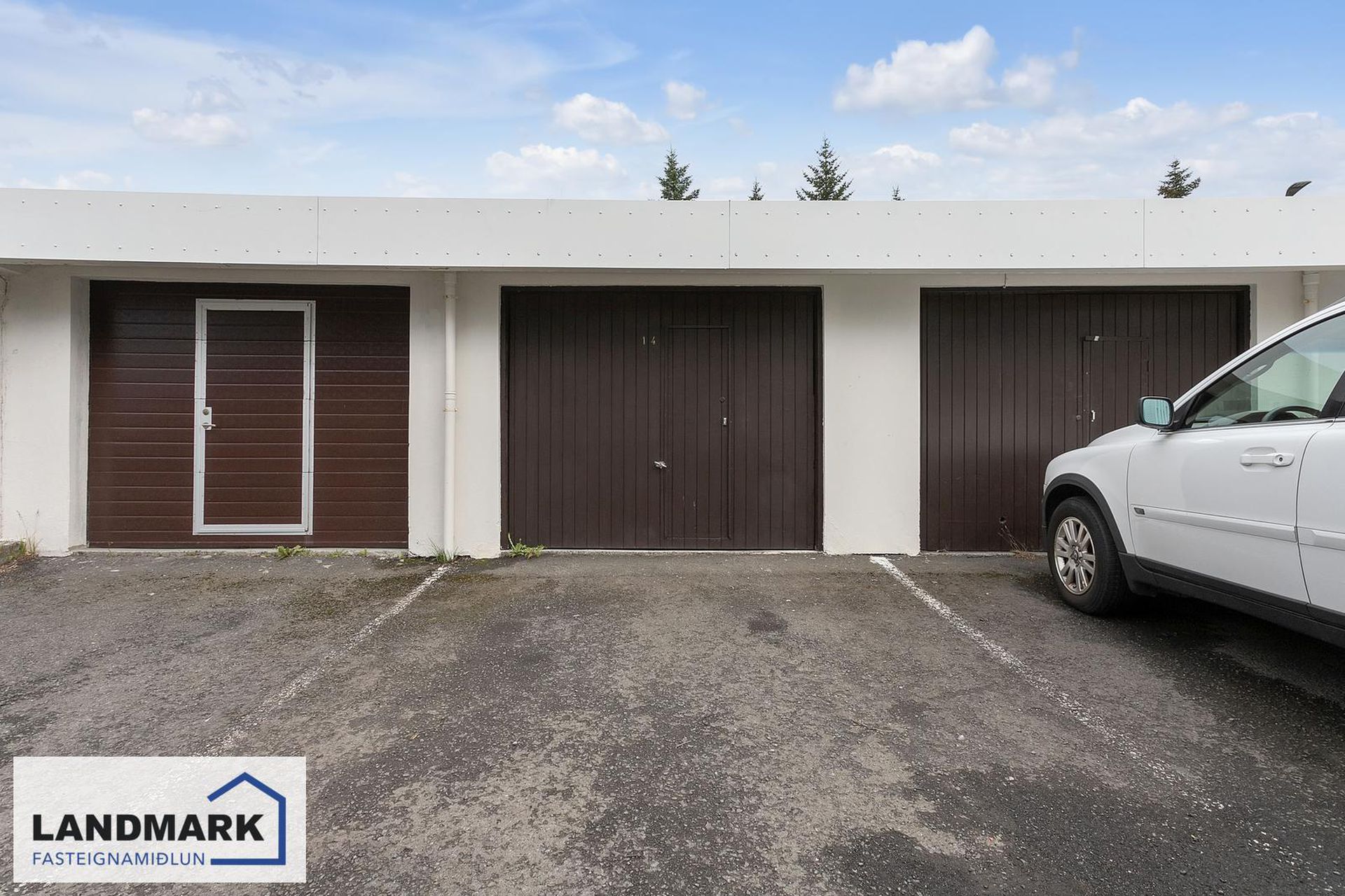 Hrafnhólar 6 6-8 - 0404, 111 Reykjavík