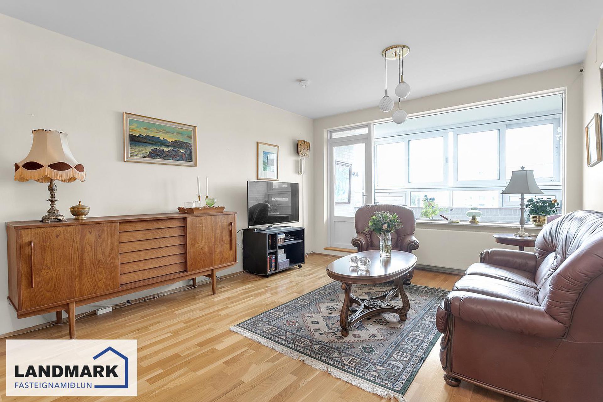 Hrafnhólar 6 6-8 - 0404, 111 Reykjavík