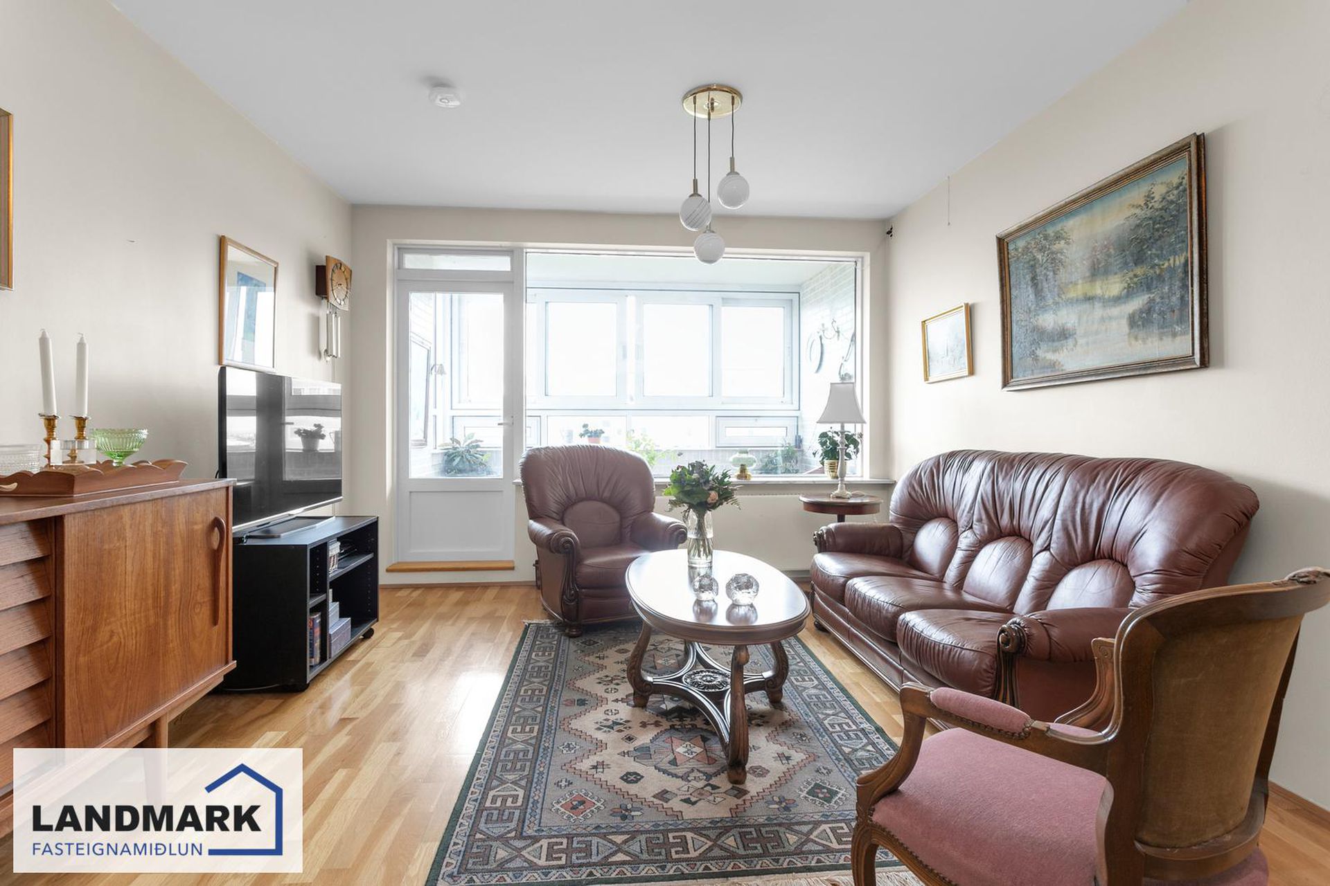 Hrafnhólar 6 6-8 - 0404, 111 Reykjavík