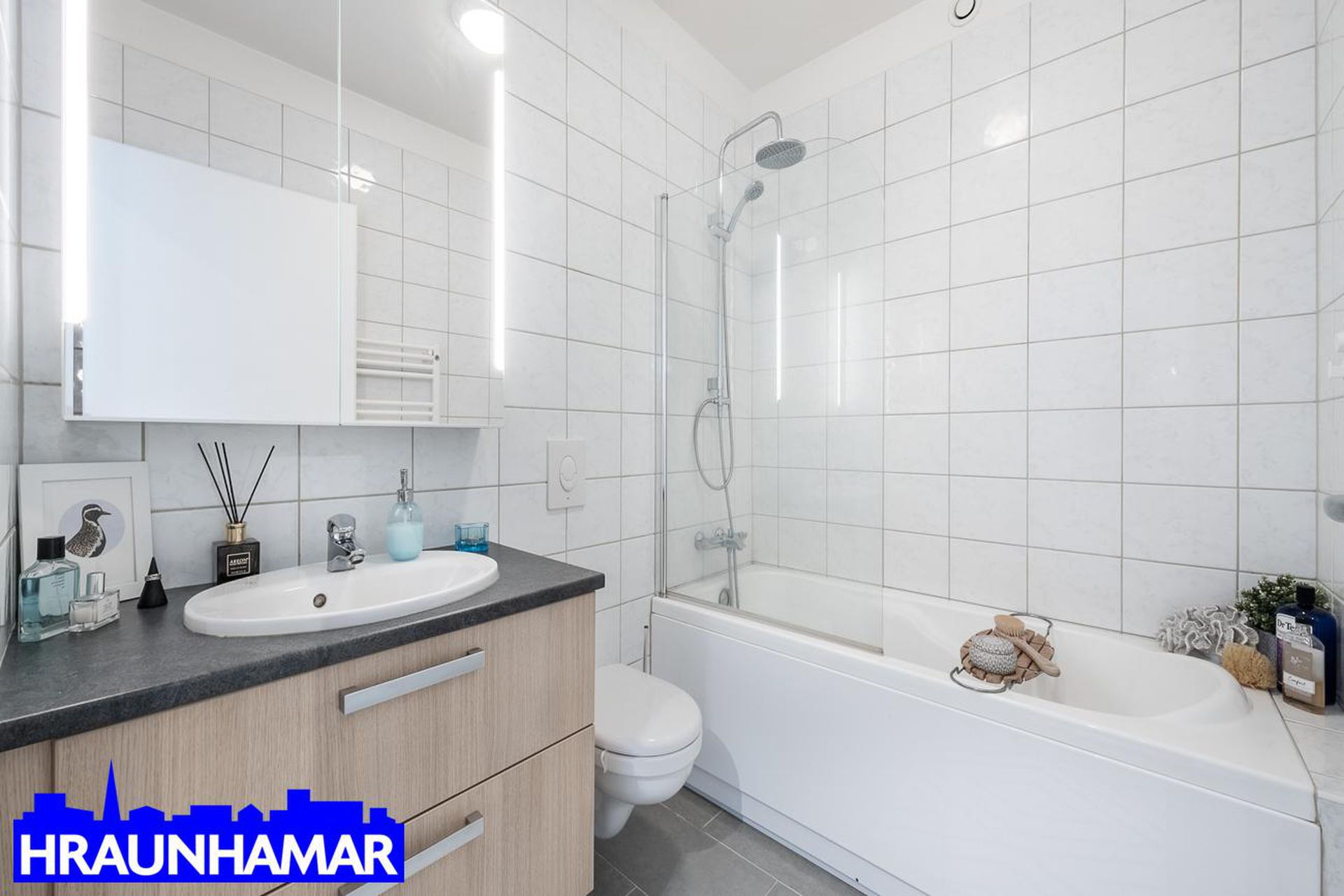 Drekavellir 20, 221 Hafnarfjörður