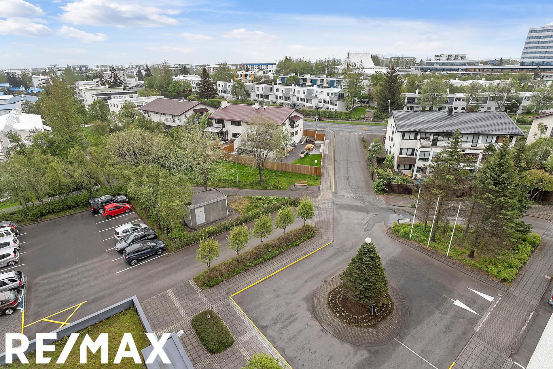Hvassaleiti 58, 103 Reykjavík