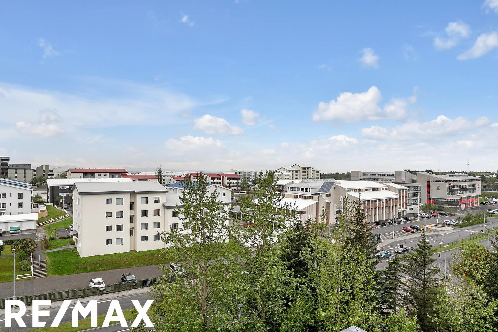 Hvassaleiti 58, 103 Reykjavík
