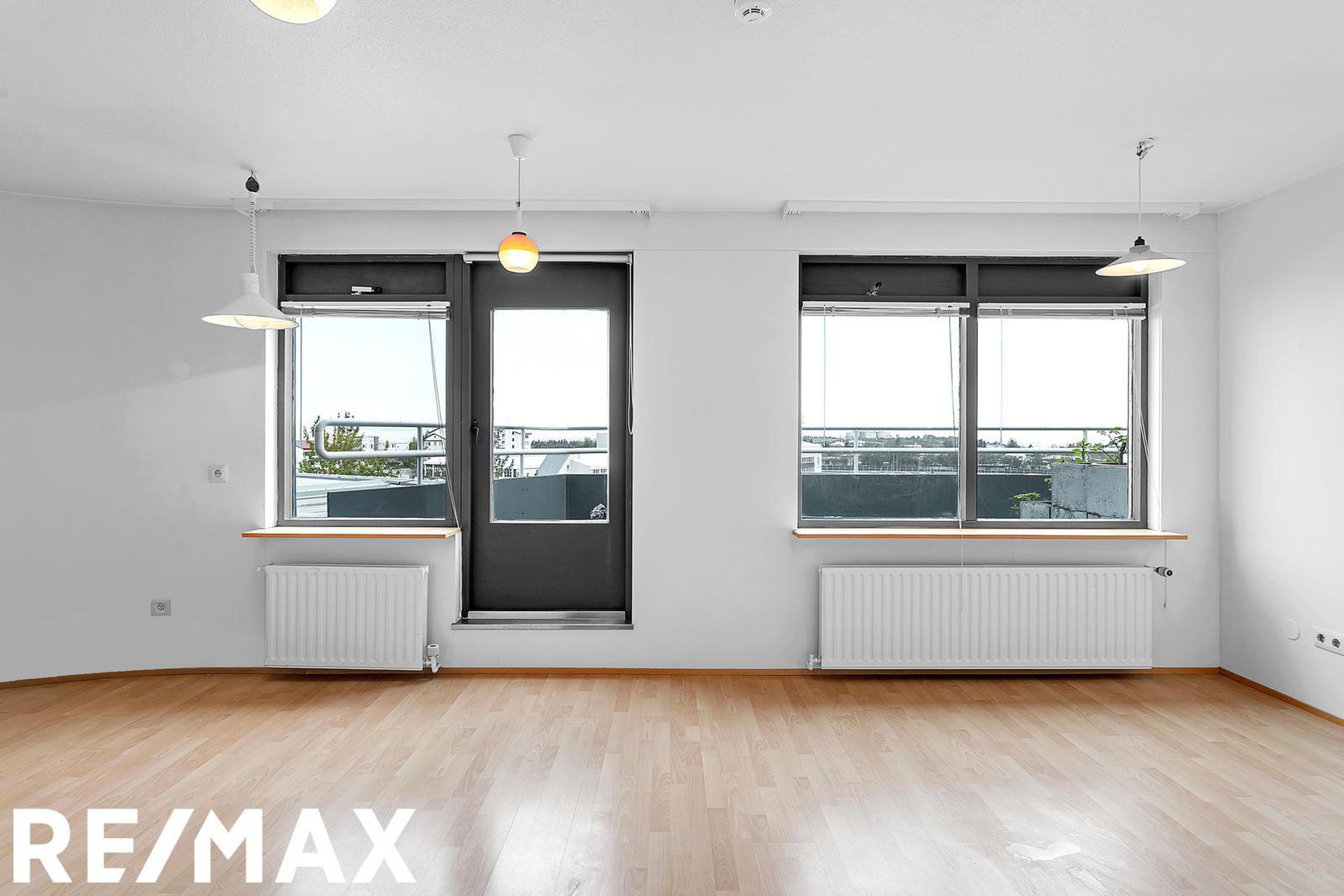 Hvassaleiti 58, 103 Reykjavík