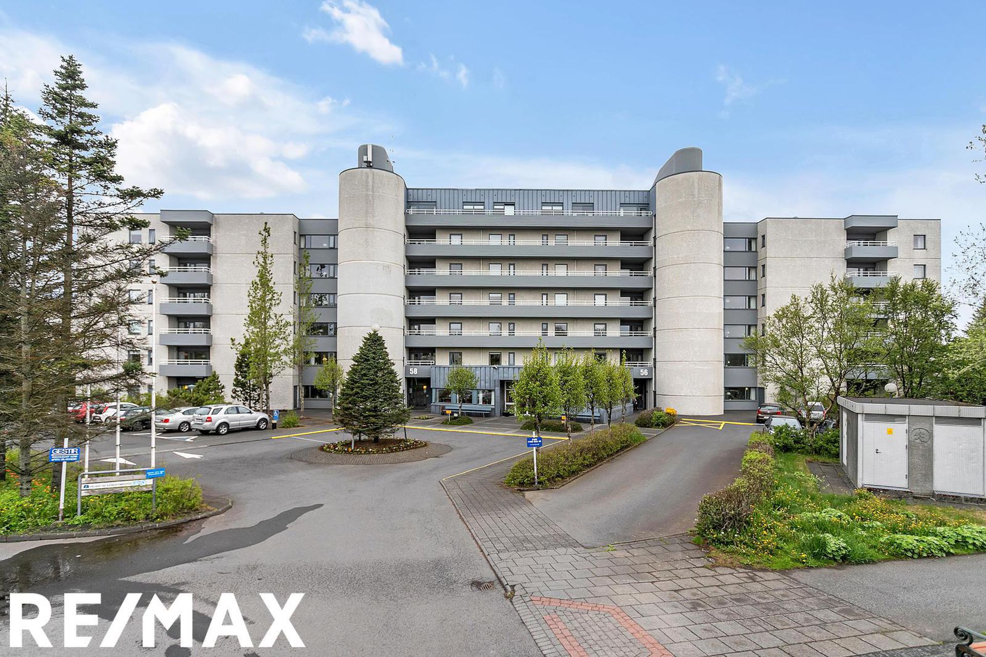 Hvassaleiti 58, 103 Reykjavík