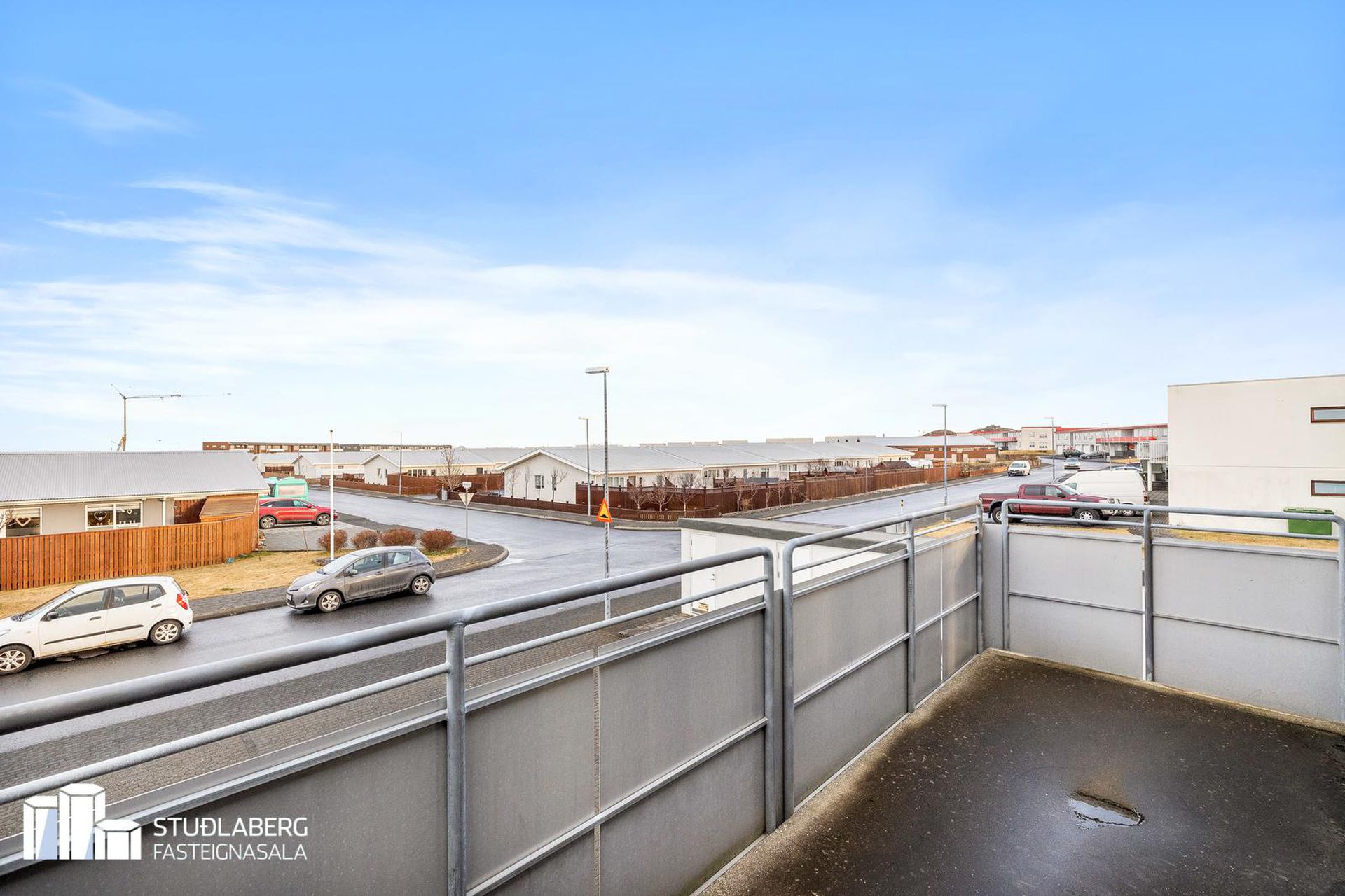 Tjarnabakki 6, 260 Reykjanesbær