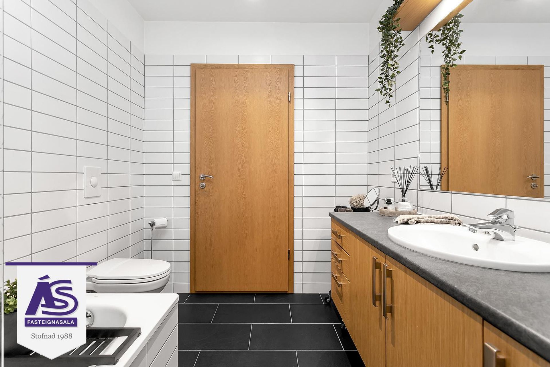 Engjavellir 3, 221 Hafnarfjörður