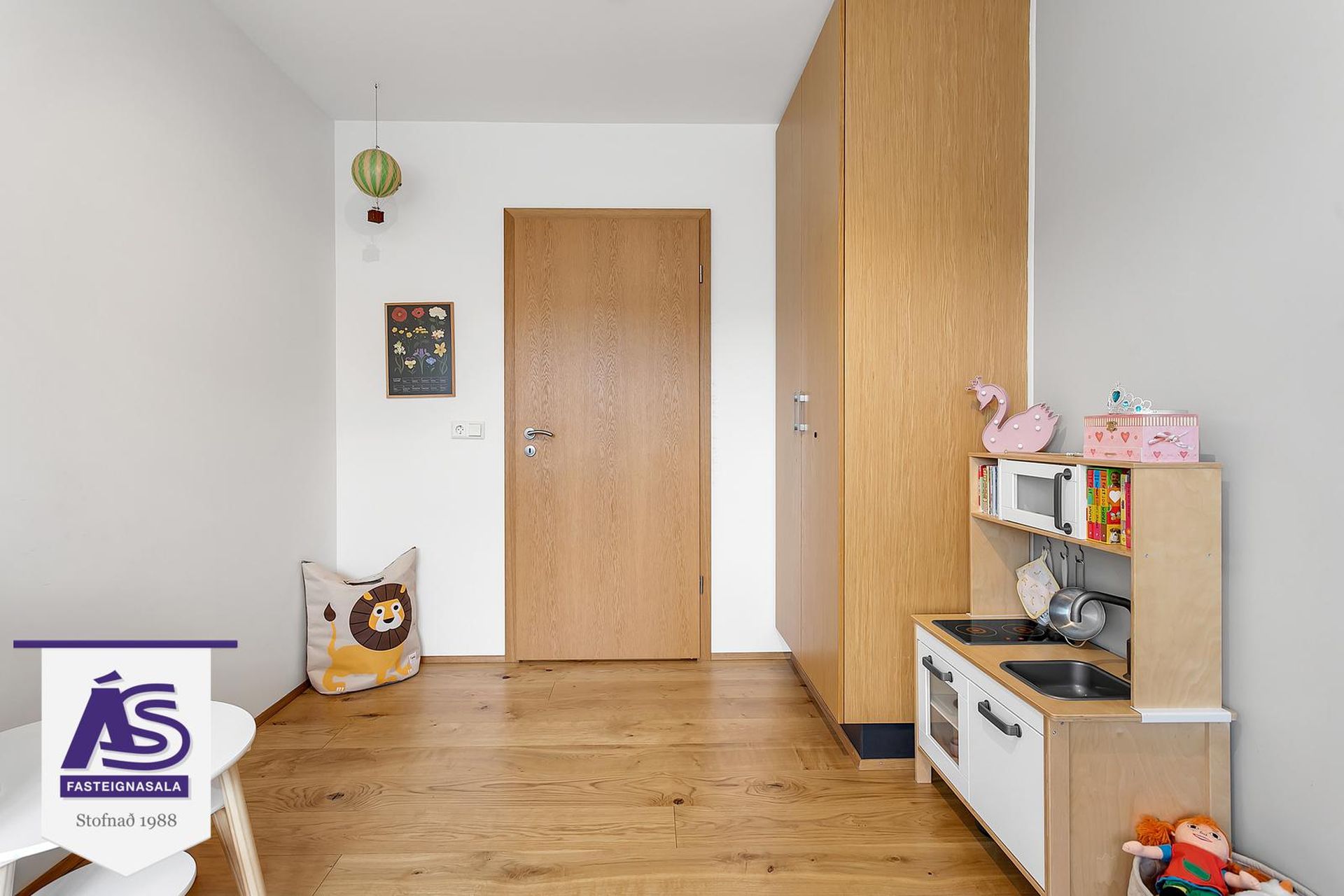 Engjavellir 3, 221 Hafnarfjörður