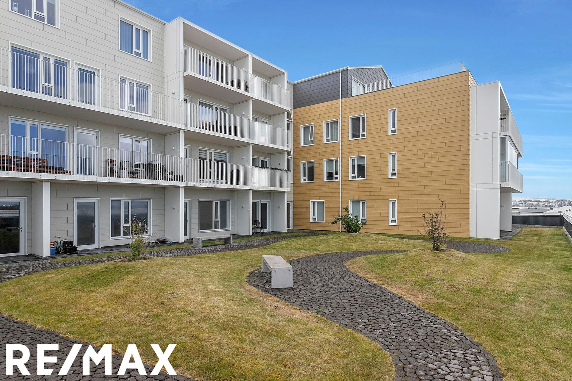 Hafnarbraut 9, 200 Kópavogur