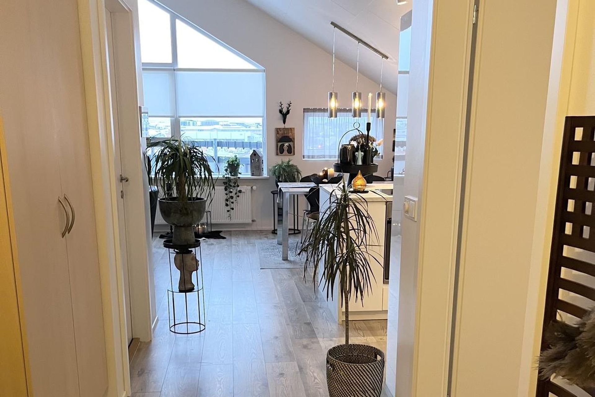 Hafnargata 50, 230 Reykjanesbær