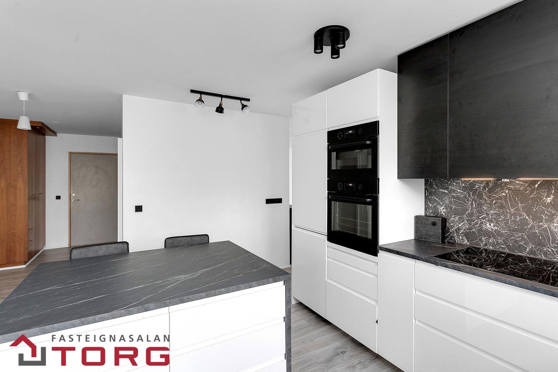 Traðarberg 1, 221 Hafnarfjörður